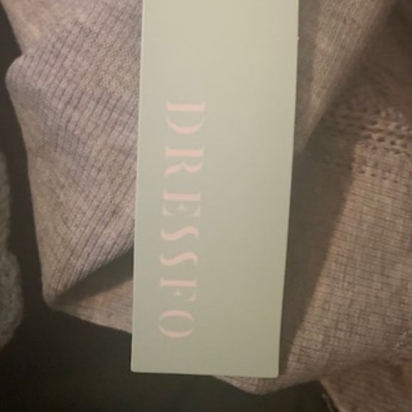 DressFo Women's Light Gray Front Fasten Asymmetrical Hem Cardigan  Sweater M NWT - Picture 4 of 5